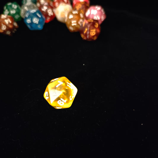 Dice d20 - Yellow