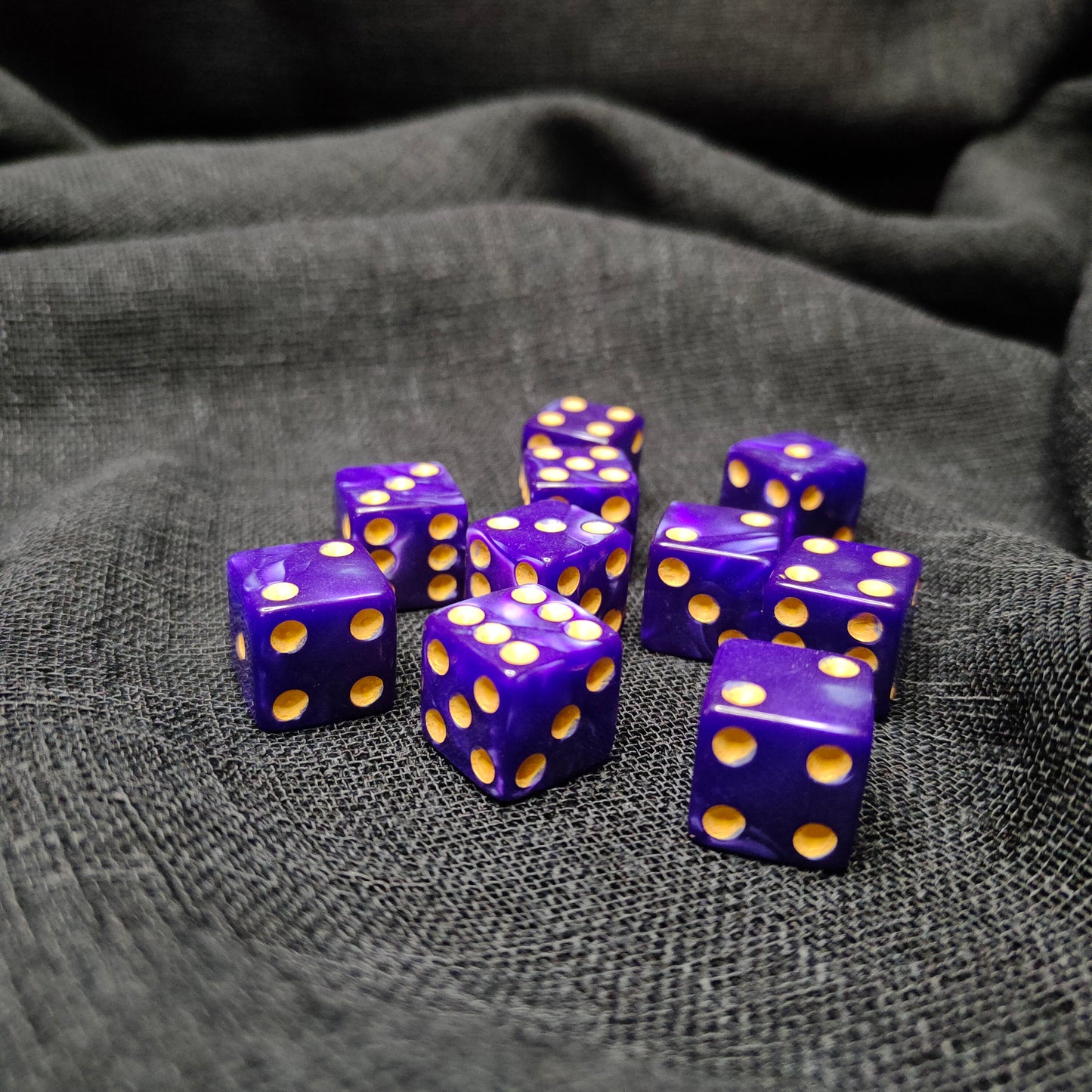 Dice - 6 sided - Purple (10pcs)