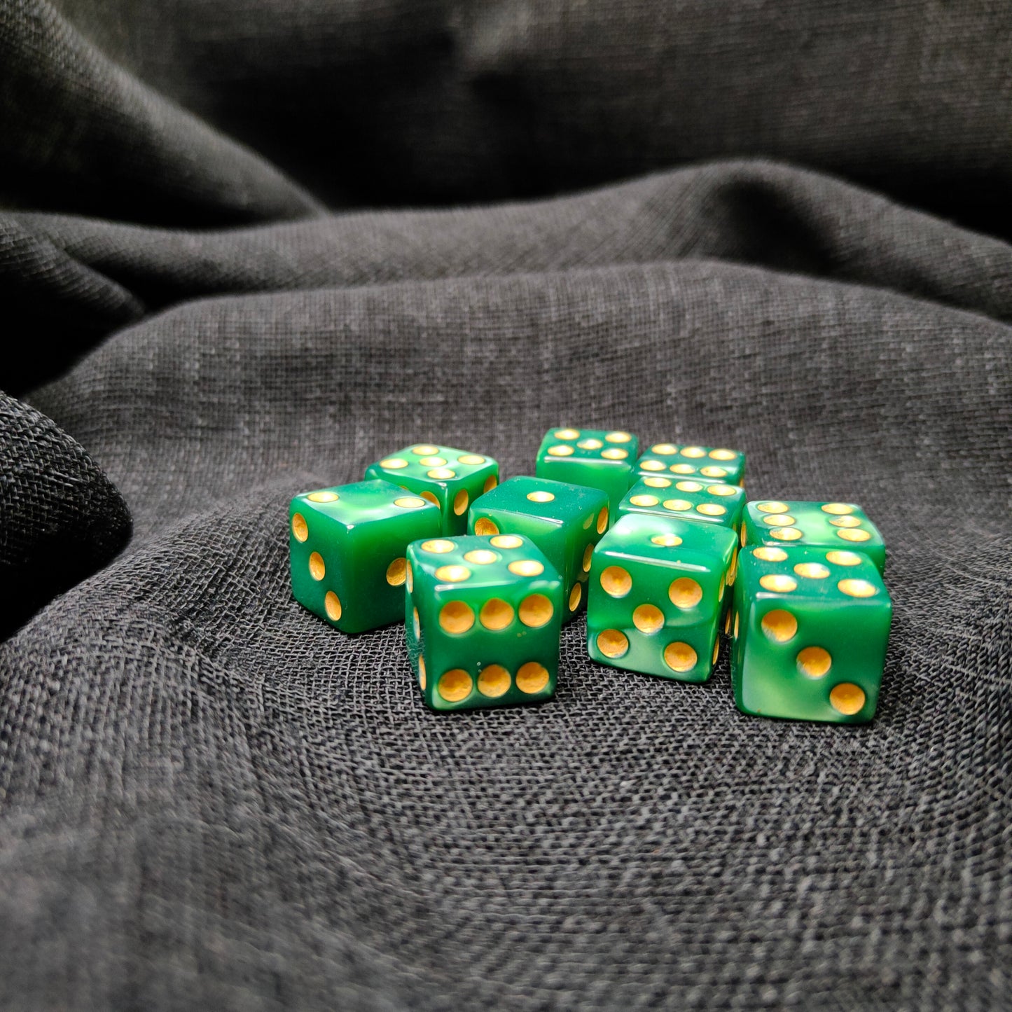 Dice - 6 sided - Green (10pcs)