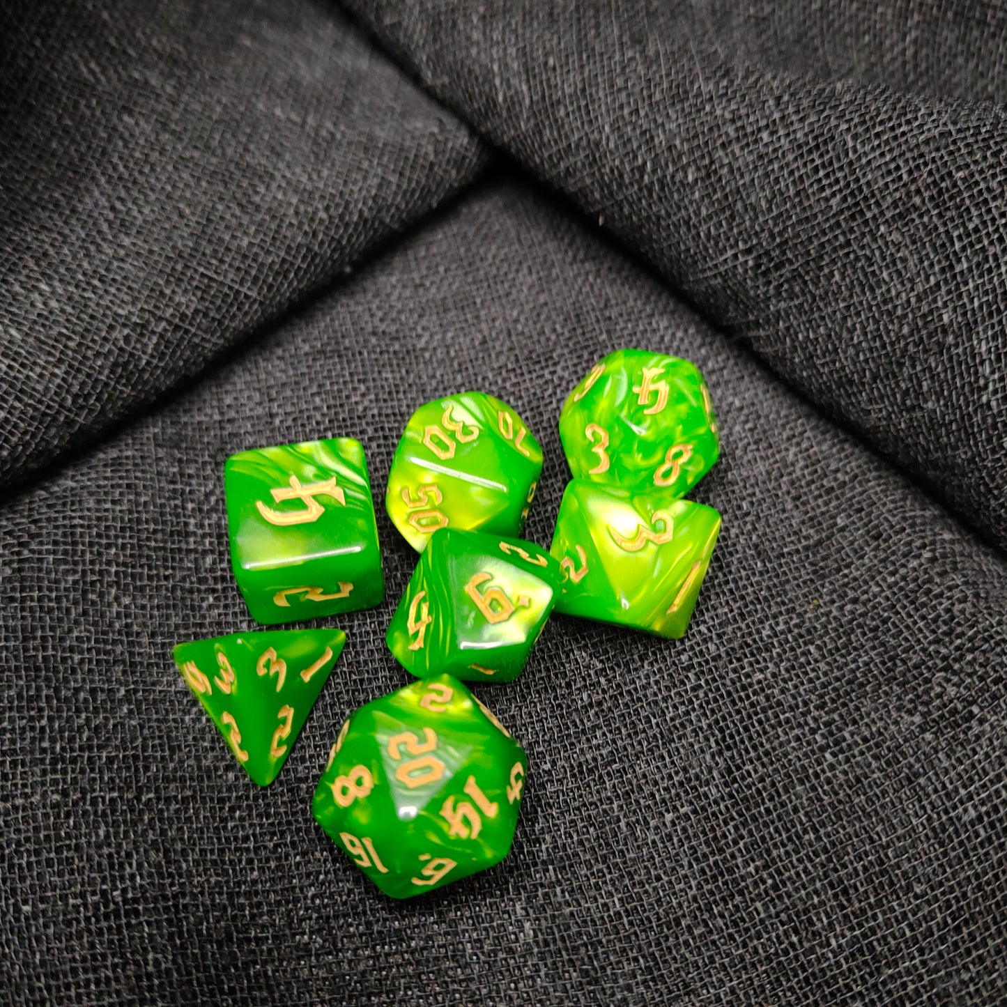 Primal Essence Dice Set - (7 pcs) - Multiple color options