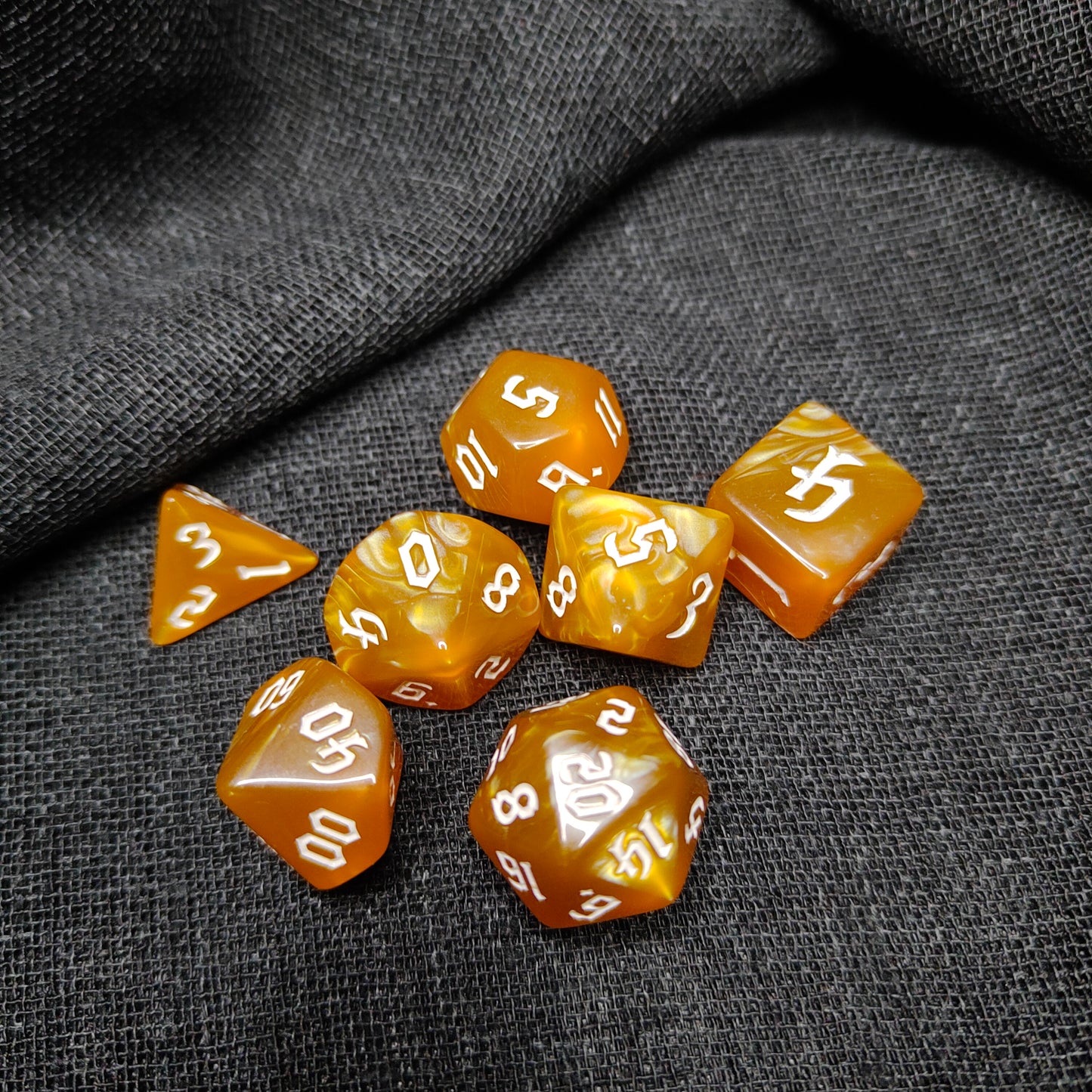 Primal Essence Dice Set - (7 pcs) - Multiple color options