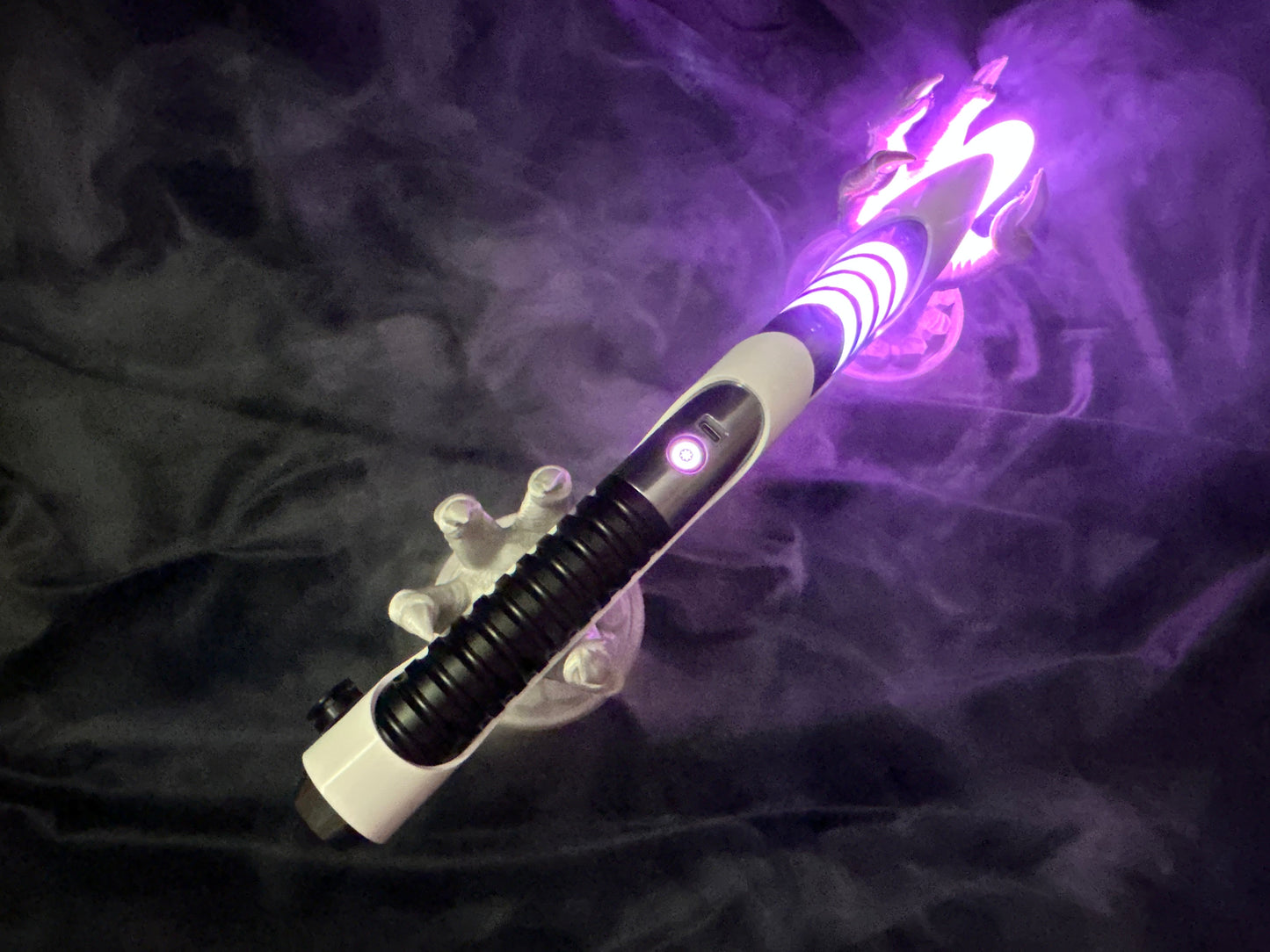 Quantum Saber, black and white - Neopixel Edition