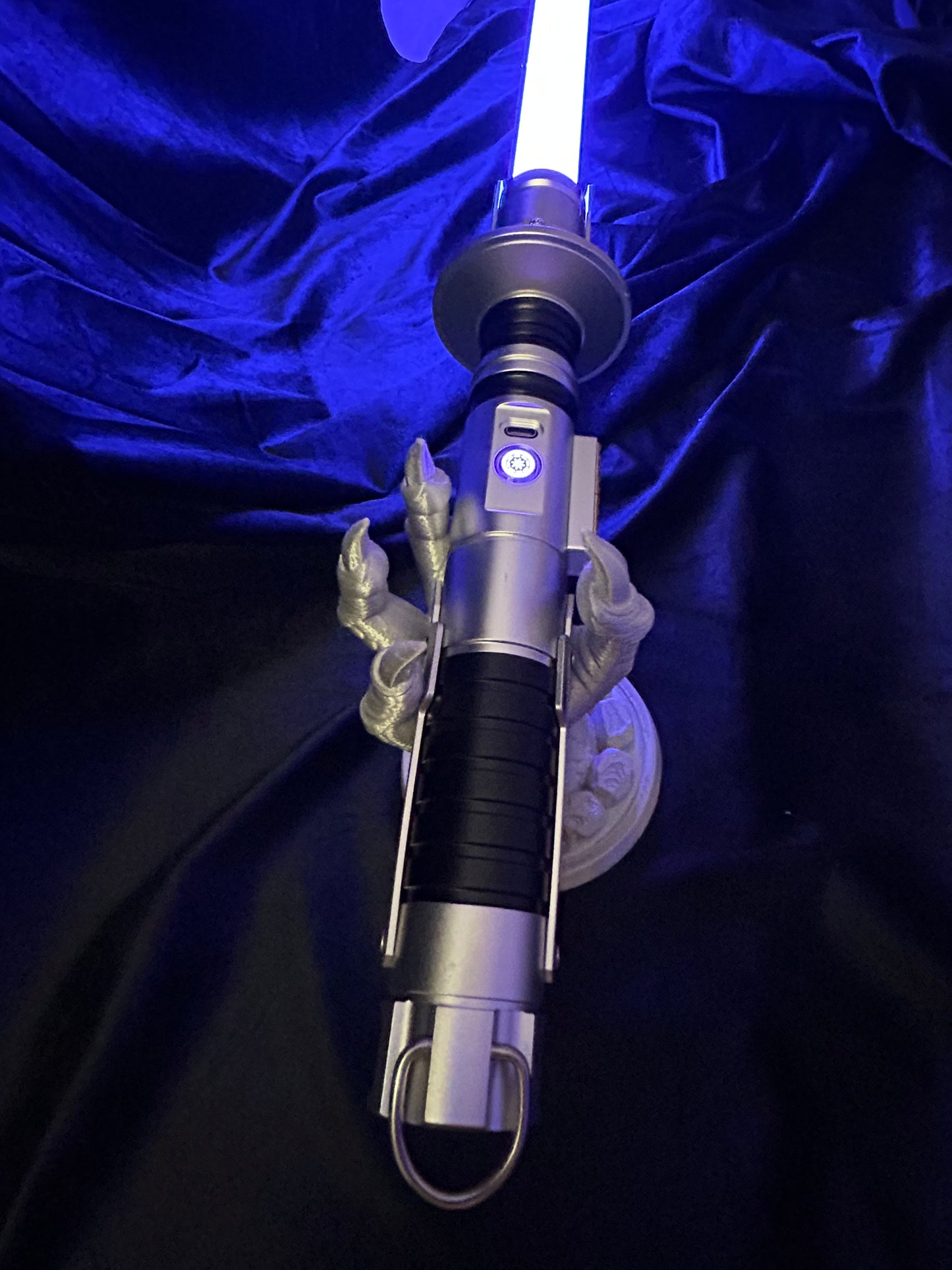The Lost Apprentice Quantum Saber - Baselit Edition