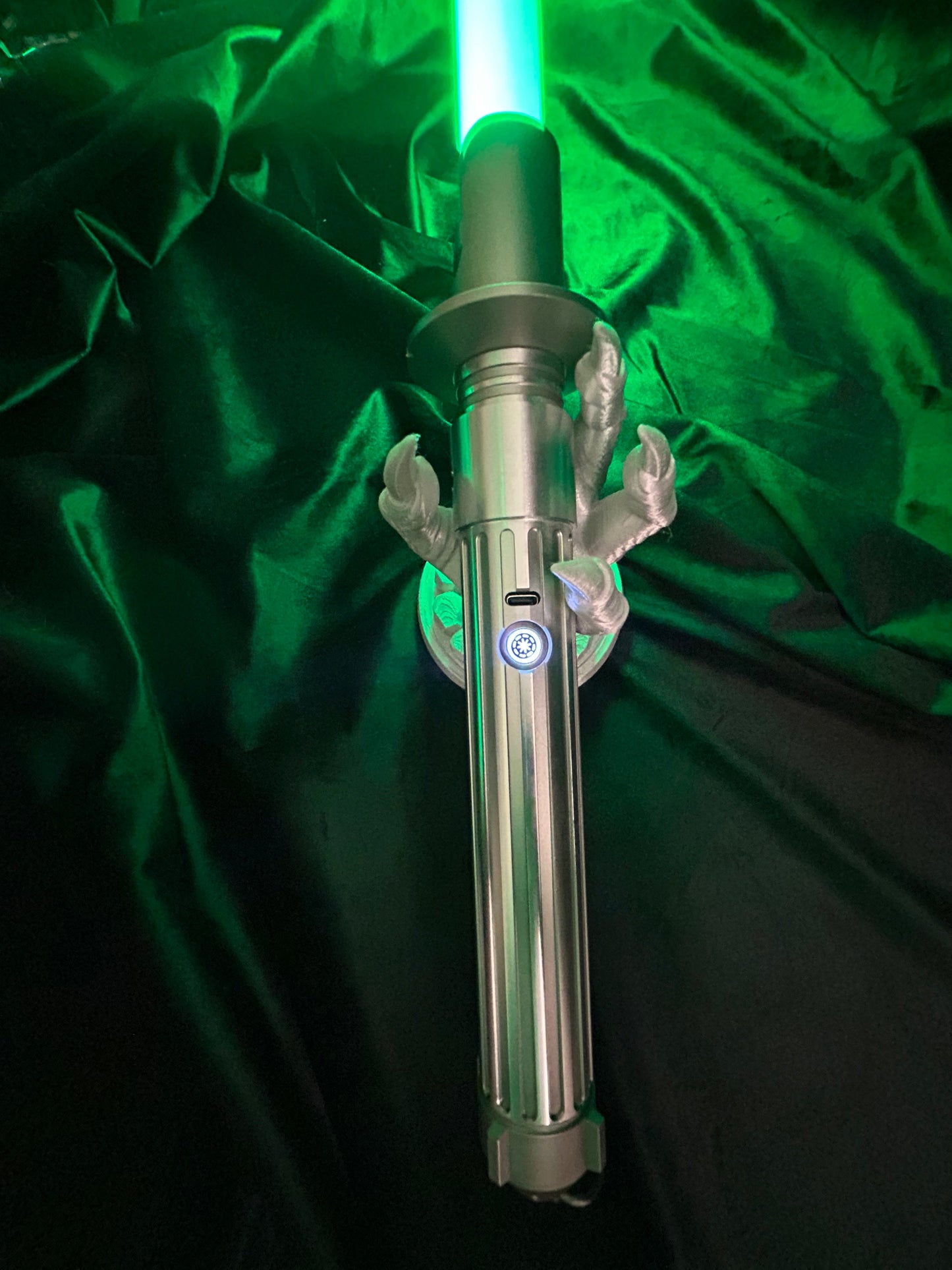 The Blind Master Quantum Saber - Baselit Edition