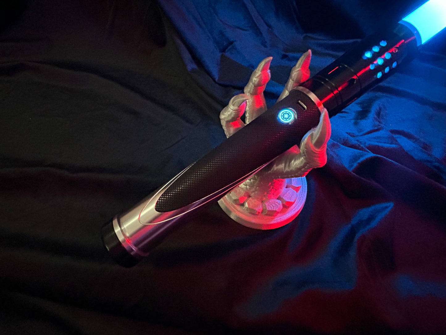 Quantum Saber, black with silver parts - Baselit Edition