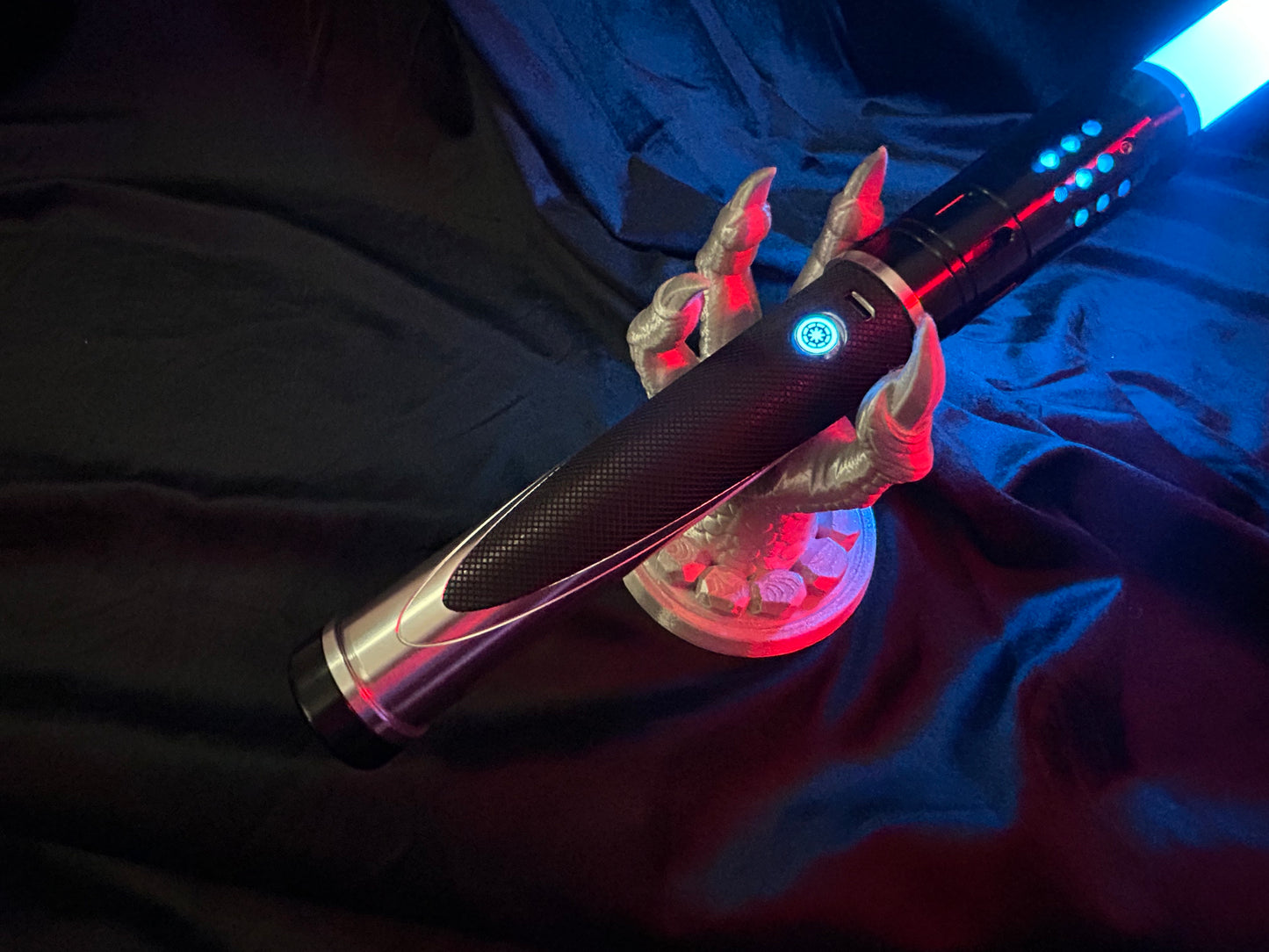 Quantum Saber, black with silver parts - Baselit Edition