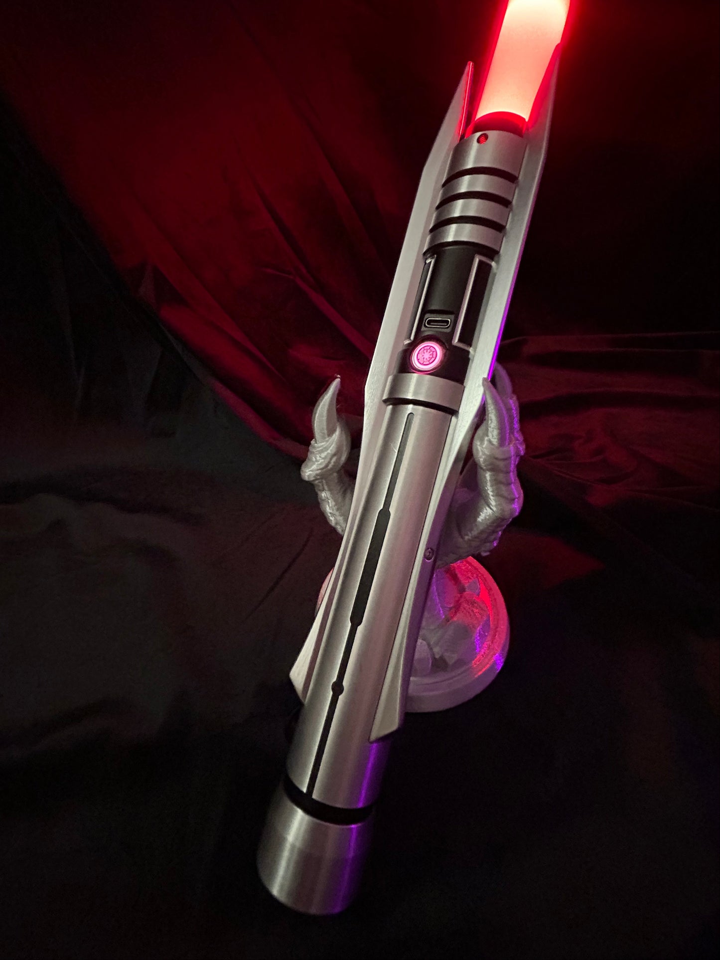 Quantum Saber RVJ - Baselit Edition